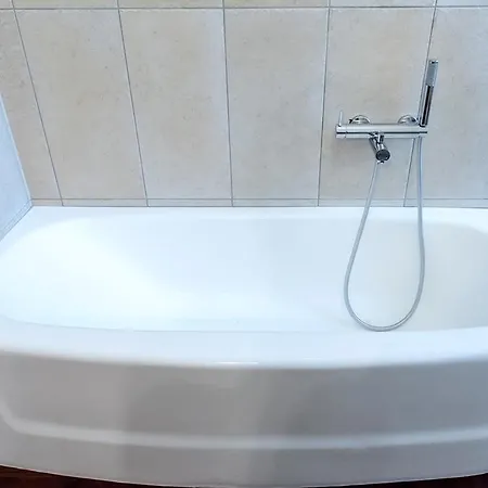 Mia House Garden - Macerata, Porzione Di Con Piscina Macerata