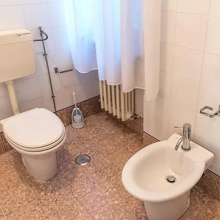 Mia House Garden - Macerata, Porzione Di Con Piscina Appartement Macerata