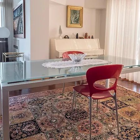 Appartement Mia House Garden - Macerata, Porzione Di Con Piscina *