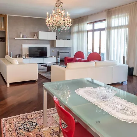 Mia House Garden - Macerata, Porzione Di Con Piscina Appartement