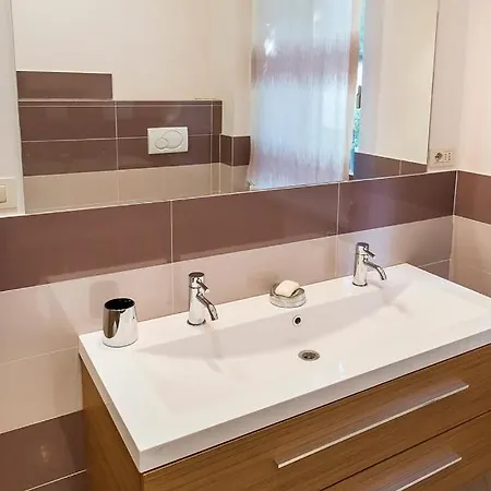 Appartement Mia House Garden - Macerata, Porzione Di Con Piscina *