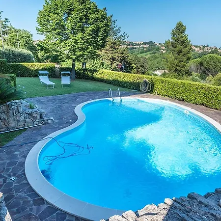 Mia House Garden - Macerata, Porzione Di Con Piscina