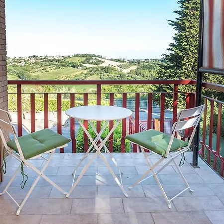 Appartement Mia House Garden - Macerata, Porzione Di Con Piscina