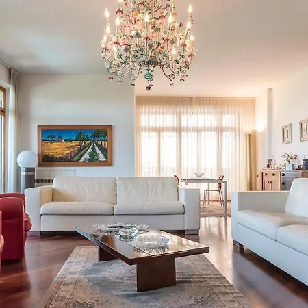 Mia House Garden - Macerata, Porzione Di Con Piscina Appartement